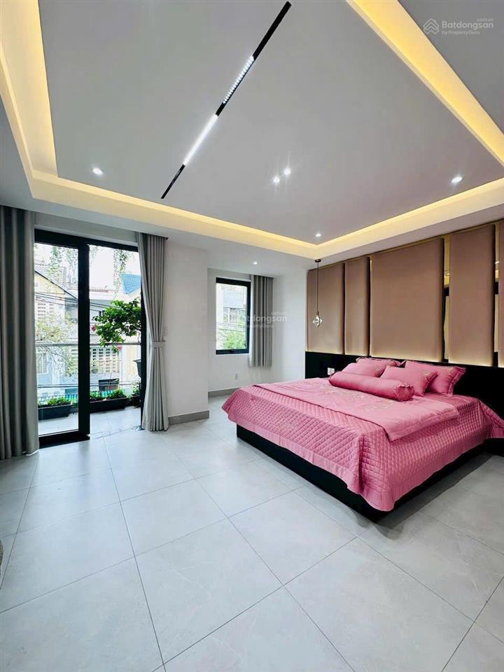 Nhà mặt tiền kinh doanh được, nhà mới đẹp vào ở được ngay hay cho thuê, đường nhựa trước nhà 12m