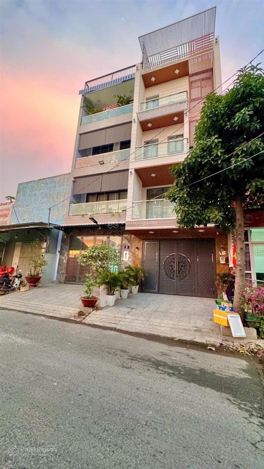 Nhà mặt đường đầy đủ nội thất vừa ở vừa mở công ty được 5x16m, vào ở được ngay