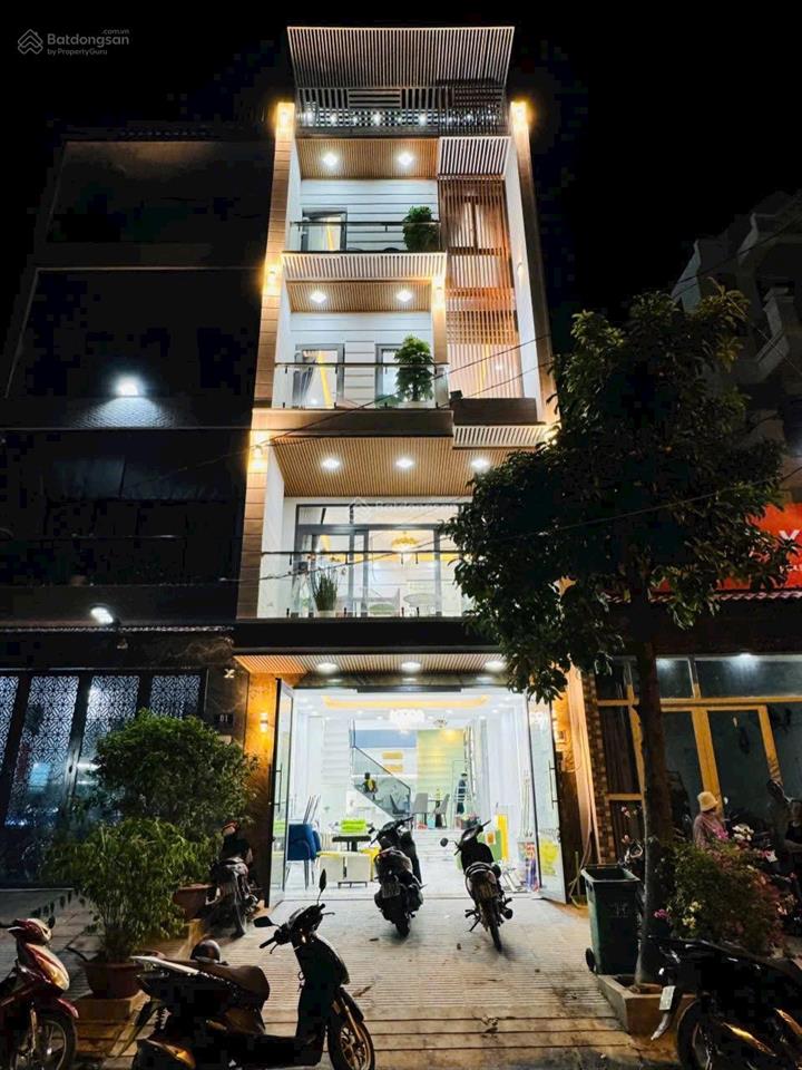 Nhà mặt đường đầy đủ nội thất vừa ở vừa mở công ty được 5x16m, vào ở được ngay