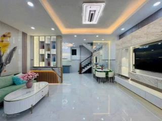 Nhà phố 5,7x12m, xây 1 trệt 2 lầu sẳn nội thất vào ở được ngay