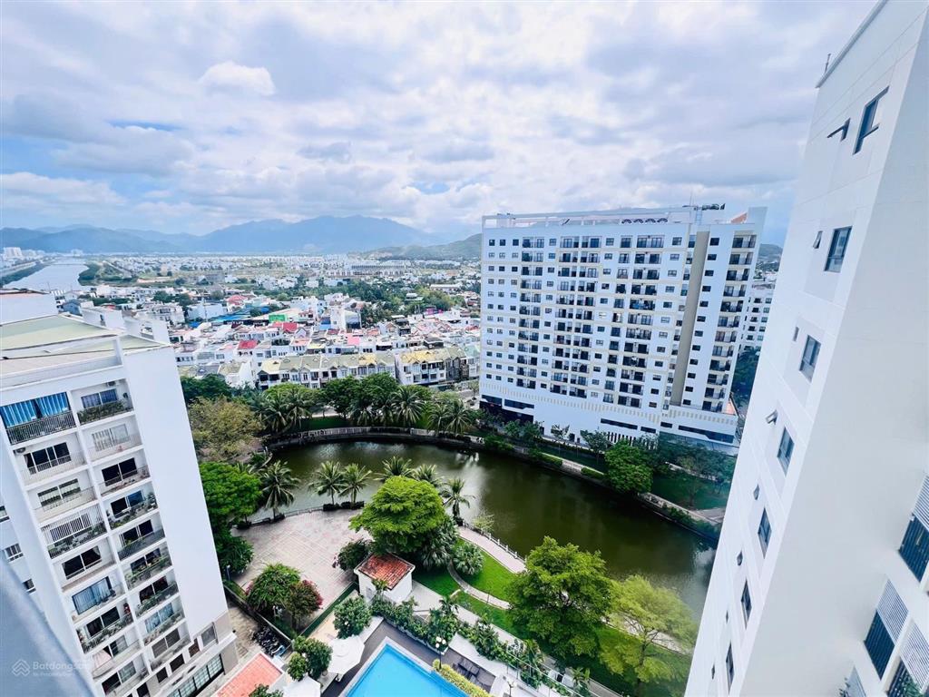 View hồ tầng cao ct3 75m2 full nội thất,giá 3tỷ6 ( có hợp đồng thuê 14triệu ). sổ hồng chính chủ !