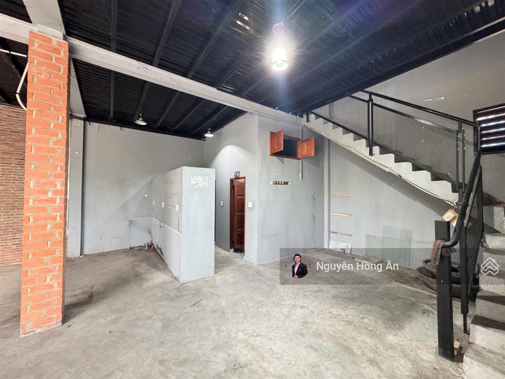 Không có nhà thứ 2 tại nha trang mặt tiền bám đường 30,6m, kinh doanh buôn bán quá tốt, gần biển