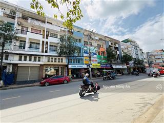 Nhà 4 tầng đối diện trường cao đẳng du lịch nha trang, mặt tiền đường điện biên phủ kinh doanh