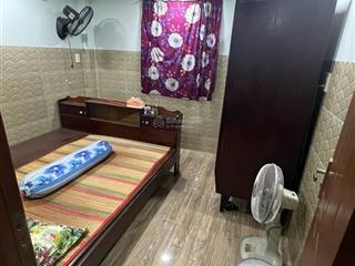 Chỉ 6.5 tỷ sở hữu ngay nhà 5 phòng ngủ. siêu phẩm 5 tầng giá tốt trung tâm quận 11