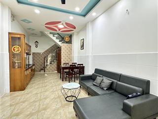 Q.11  hẻm xe hơi thông  3 bước ra xe tải tránh  nhà mới đẹp vào ở ngay  có sân để xe rộng