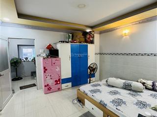 Nhà đẹp, mới, giá tốt (khu này toàn trên 6 tỷ)  4 tầng  ngay vòng xoay lê đại hành  ttâm quận 11