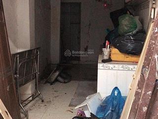Chủ gửi bán nhà cấp 4, vị trí sát mặt tiền, hẻm thông, ngay trung tâm quận 10, gần chợ, trường học