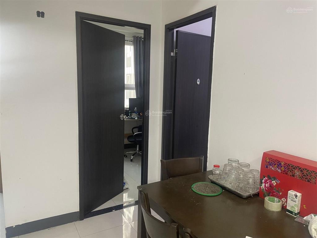 Sky 9  block ct1  2pn 1wc  50m2 nội thất đầy bản, đường liên phường, p. phú hữu, chốt 2.89 tỷ