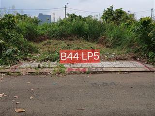 Long phước 5 lô b44  50,3m2 mặt tiền sạch đẹp, đường thông, 1 xẹt cách đường 8 khoảng 20m