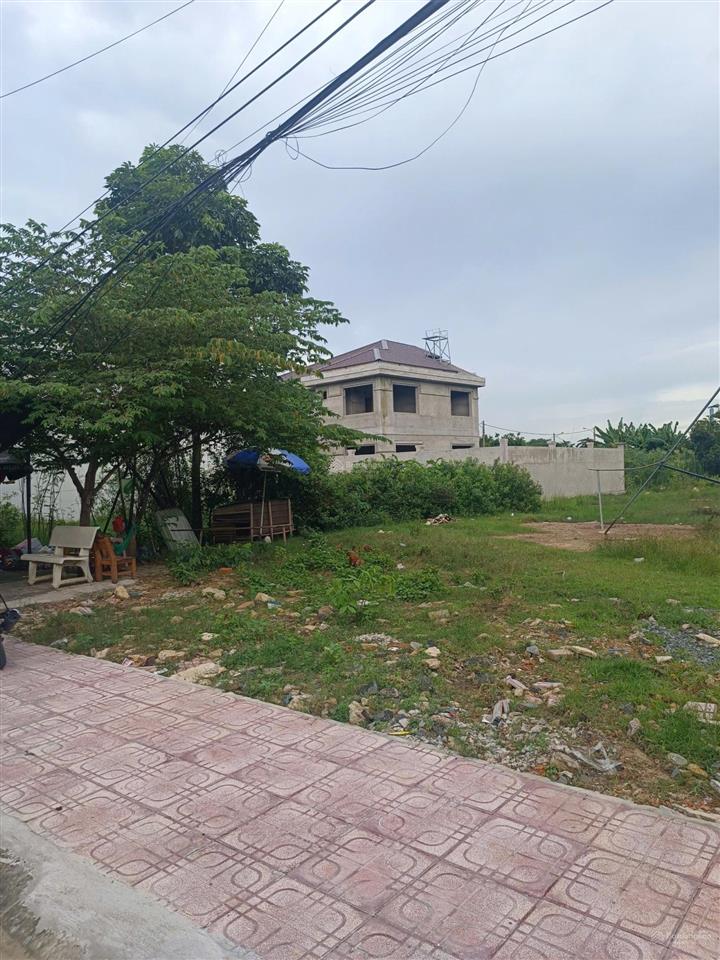01 lô đường 41, gò cát rộng 16m, hướng tây bắc  70 m2, xây hầm, 5 tầng, 1 tum chốt 4.699 tỷ