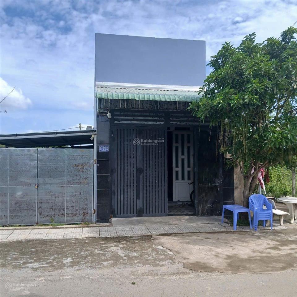 Bán nhà kdc long phước 2 diện tích đất 62m2 nhà xây 1 trệt (52,4m2), 1 lửng (30m2) đã hc