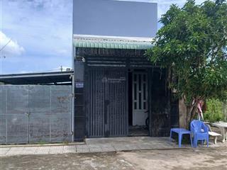 Bán nhà kdc long phước 2 diện tích đất 62m2 nhà xây 1 trệt (52,4m2), 1 lửng (30m2) đã hc