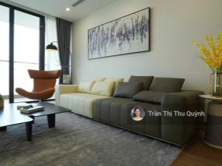 Bán gấp căn hộ 106m2, 3 ngủ 2 vệ sinh, view hồ đẹp, sổ sẵn, chung cư vinhomes dcapitale. giá 9 tỷ