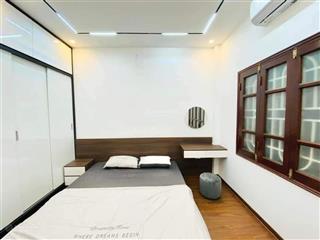 Bán nhà phong thủy đẹp view hồ gần ngã tư cầu giấy kim mã. đầu tư ổn lâu dài