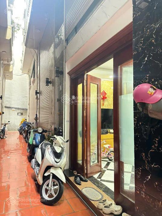 Siêu rẻ giảm 700 triệu nhà 48m2 thang máy ở vạn bảo, đội cấn hà nội