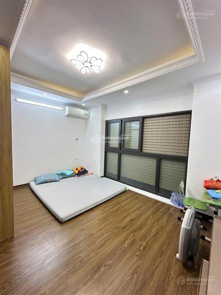 Siêu rẻ giảm 700 triệu nhà 48m2 thang máy ở vạn bảo, đội cấn hà nội