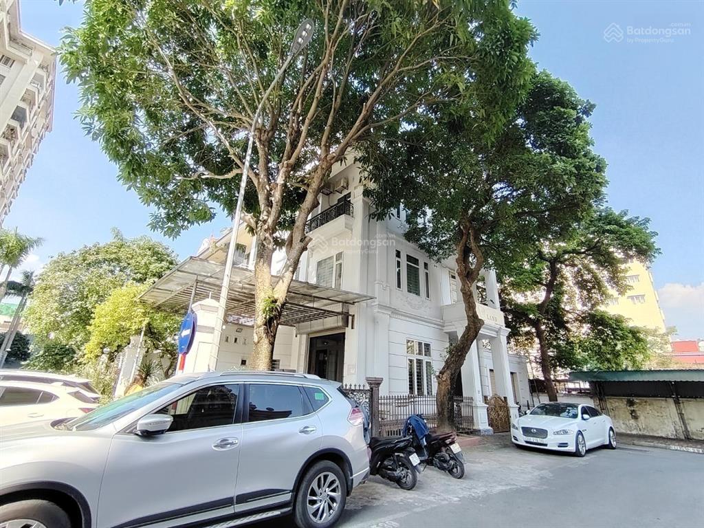 Bán nhà đội nhân siêu đẹp, đầu tư lâu dài, an ninh tốt, ra vào đòi cccd, yên tĩnh