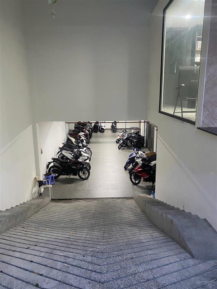 Duy nhất sân bay! toà building mt lam sơn,tân bình, (8.2x22m), hầm+6 tầng, hđt 120tr/th, giá 37 tỷ