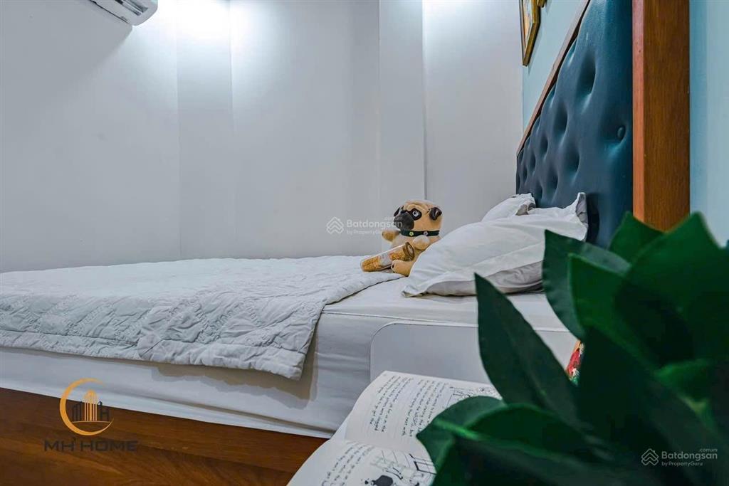 Giảm 5 tỷ! bán gấp toà chdv mt cửu long, p.2,tân bình, (8mx18m), hầm+6 tầng, hđt 135tr, giá 37 tỷ