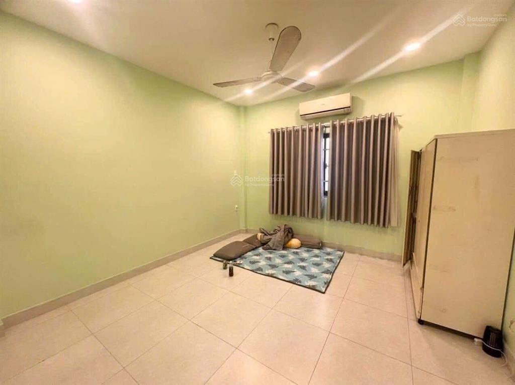 Nhà diện tích lớn 5x20m hẻm xe tải tô hiến thành  6pn 4wc sẵn máy lạnh