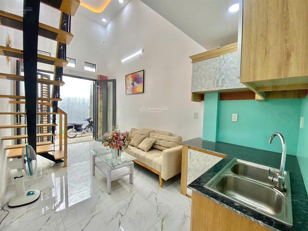 Nhà mới chợ bà hom cũ 1,75 tỷ 1l 2pn hẻm oto  0359 458 *** huỳnh