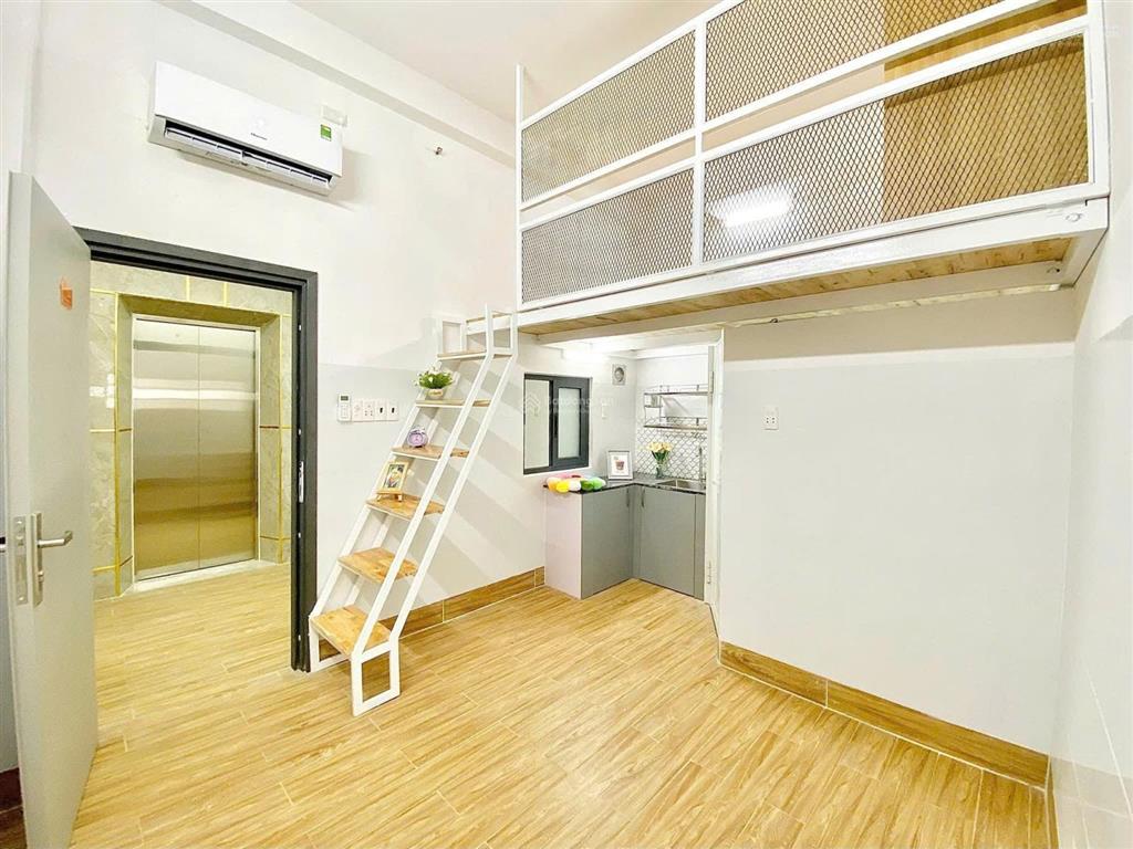 Bán chdv mới xây 350m² 62p doanh thu 280tr ngay ngã tư bốn xã 36,8 tỷ đường 8m