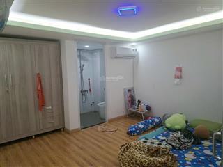 Bán nhà 3 lầu có 4pn. giá chỉ hơn 5 tỷ