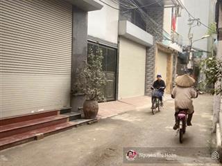 Bán nhà mặt ngõ thông ô tô qua yên duyên  tam trinh 5 tầng 68m211,9 tỷ thang máy