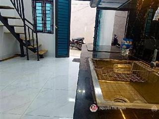 Bán nhà trương định mới kính coong 2 tầng20m21,75 tỷgần phố