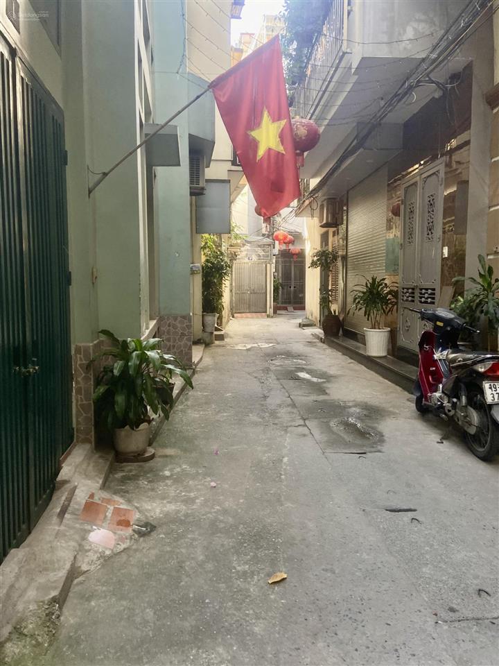 Nhà 3 tầng mặt ngõ thông phố vọng 30m26,7 tỷ 20m ra ô tô tránh