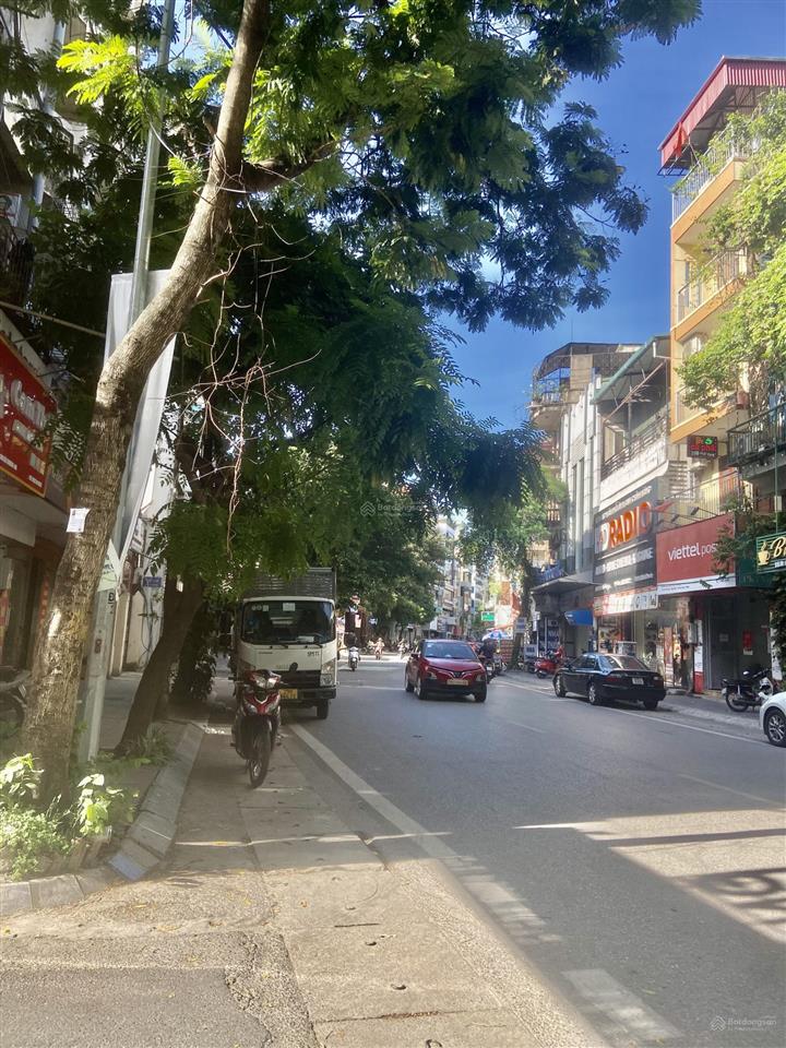 Nhà 3 tầng mặt ngõ thông phố vọng 30m26,7 tỷ 20m ra ô tô tránh