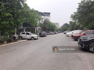 Bán nhà phân lô khu đô thị ao sào 70m2, 20,5 tỷ, ô tô tránh, kinh doanh