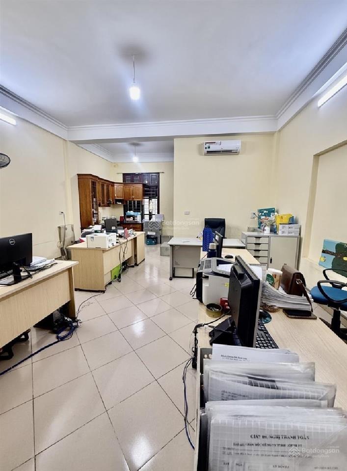 Siêu phẩm mặt phố trần khát chân 4 tầng 20m2  14,2 tỷ  vị trí vàng  kinh doanh đỉnh cao