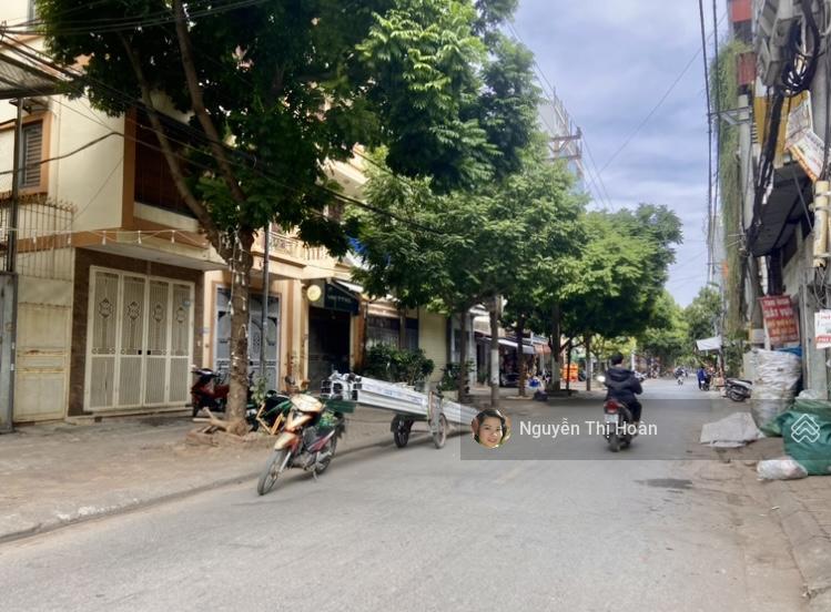 Nhà hiếm view hồ tây trà 70m2  31 tỷ  vỉa hè 2 bên  kinh doanh đỉnh cao