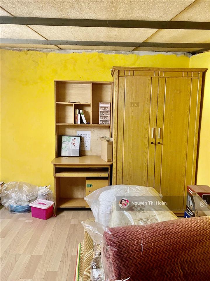 Nhà 2 tầng sở thượng 35,4m23,95 tỷ ba gác đỗ cửa 50m ra ô tô