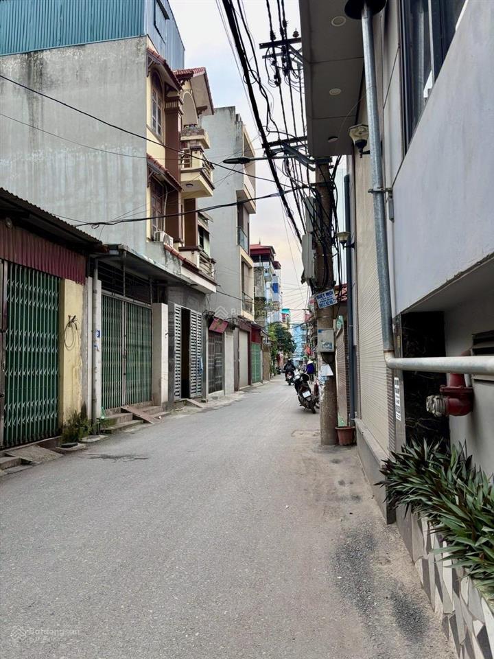 Mảnh đất vàng tam trinh 72m219 tỷngõ thôngô tô tránh