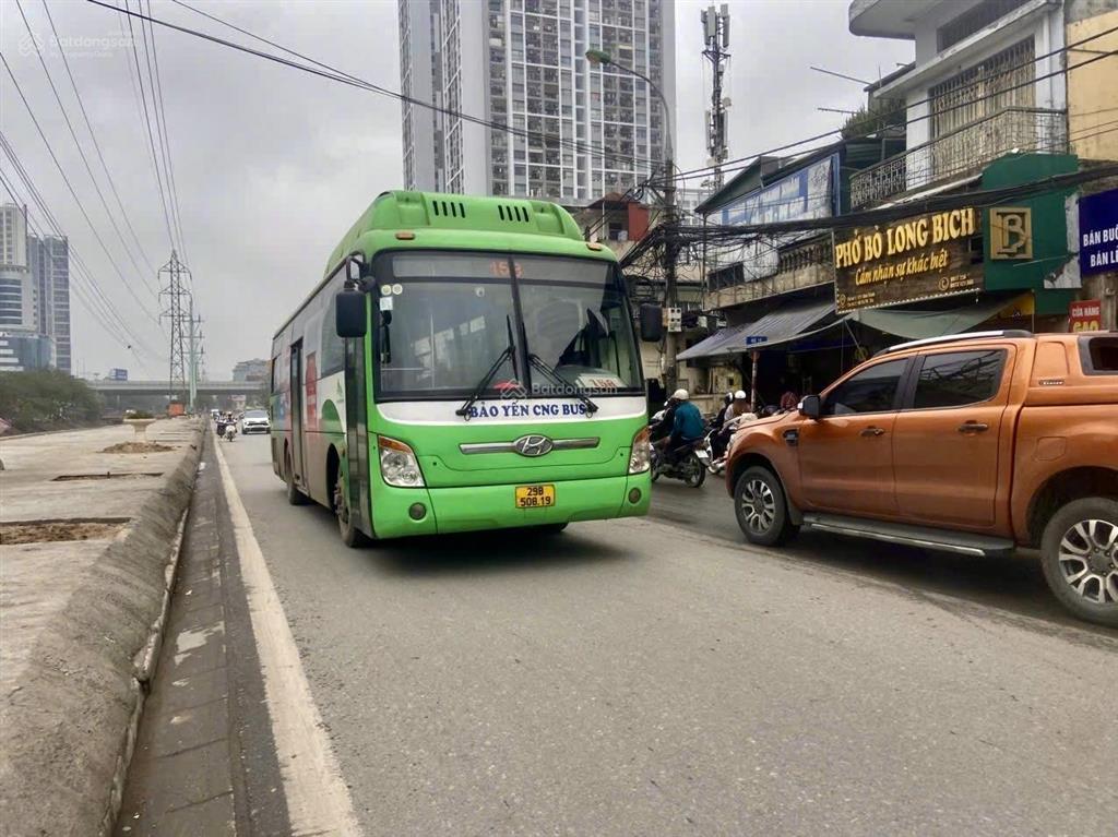 Nhà 5 tầng mặt phố tam trinh kinh doanh 45m2  16 tỷ, vỉa hè ô tô tránh, dừng đỗ ngày đêm