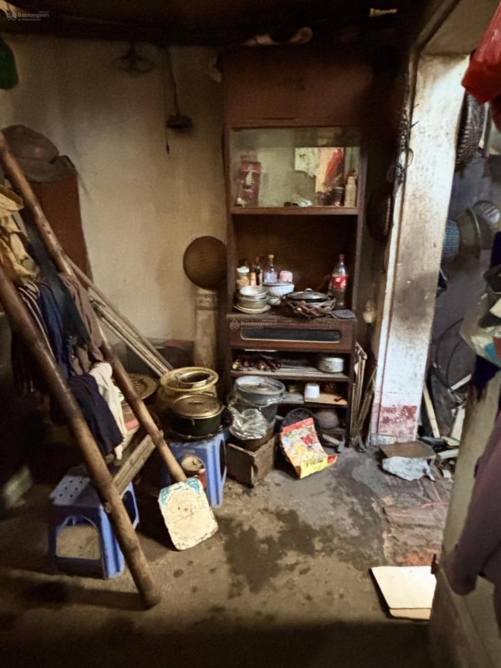 Nhà lô góc yên mỹ 104,2m2  12,5 tỷ  kinh doanh  ô tô tránh