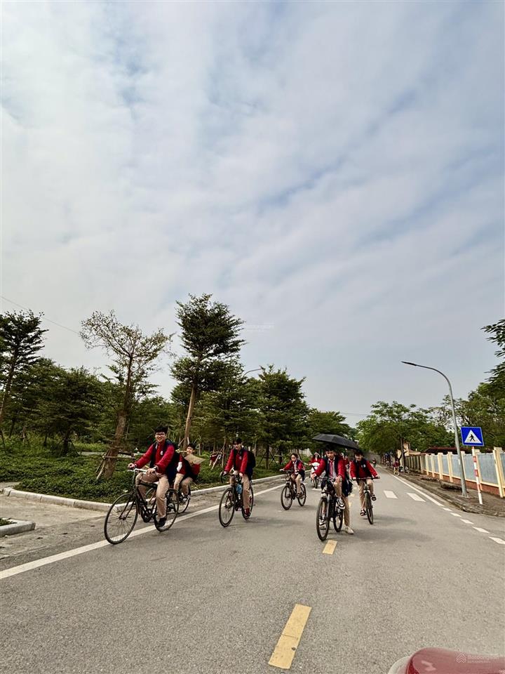 Mảnh đất đẹp yên mỹ 290m2  1,5 tỷ  ô tô đỗ cửa  gần hồ