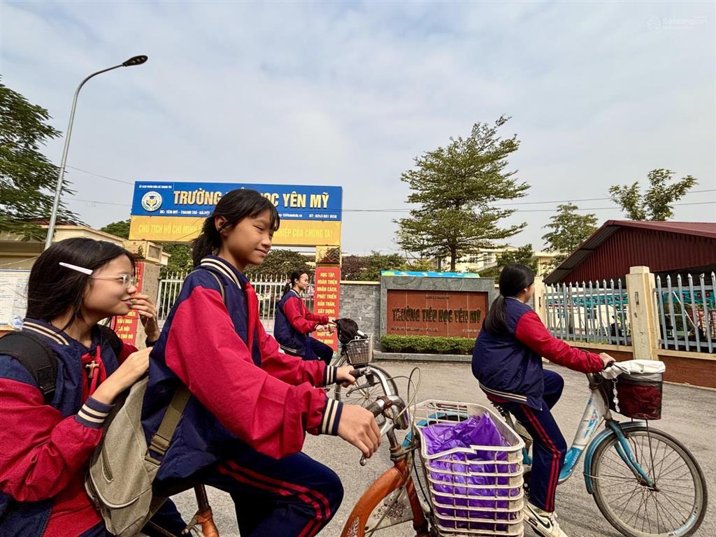 Mảnh đất đẹp yên mỹ 290m2  1,5 tỷ  ô tô đỗ cửa  gần hồ