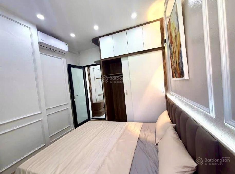 Nhà tập thể tầng 2 tân mai 88m2  4,6 tỷ  ô tô tránh  gần phố