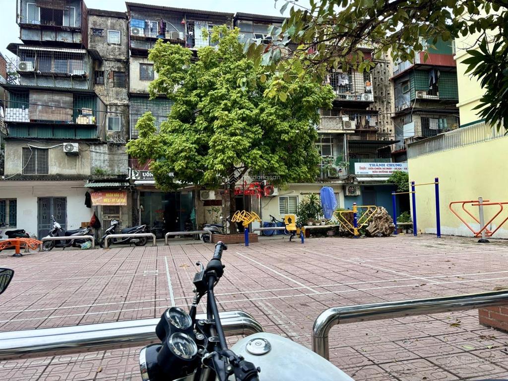 Nhà tập thể quỳnh mai 65m2  3,85 tỷ  đẹp ở luôn