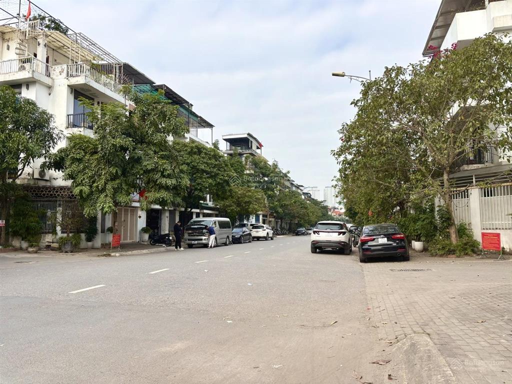 Nhà phân lô kđt ao sào, thịnh liệt 4 tầng 70m224 tỷ ô tô tránh