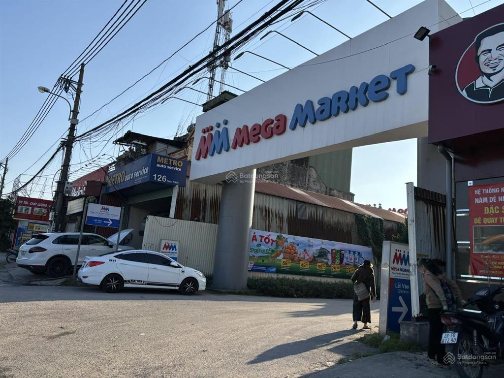 Nhà cấp bốn mặt phố yên duyên lô góc thoáng 52m218,5 tỷ ô tô tránh