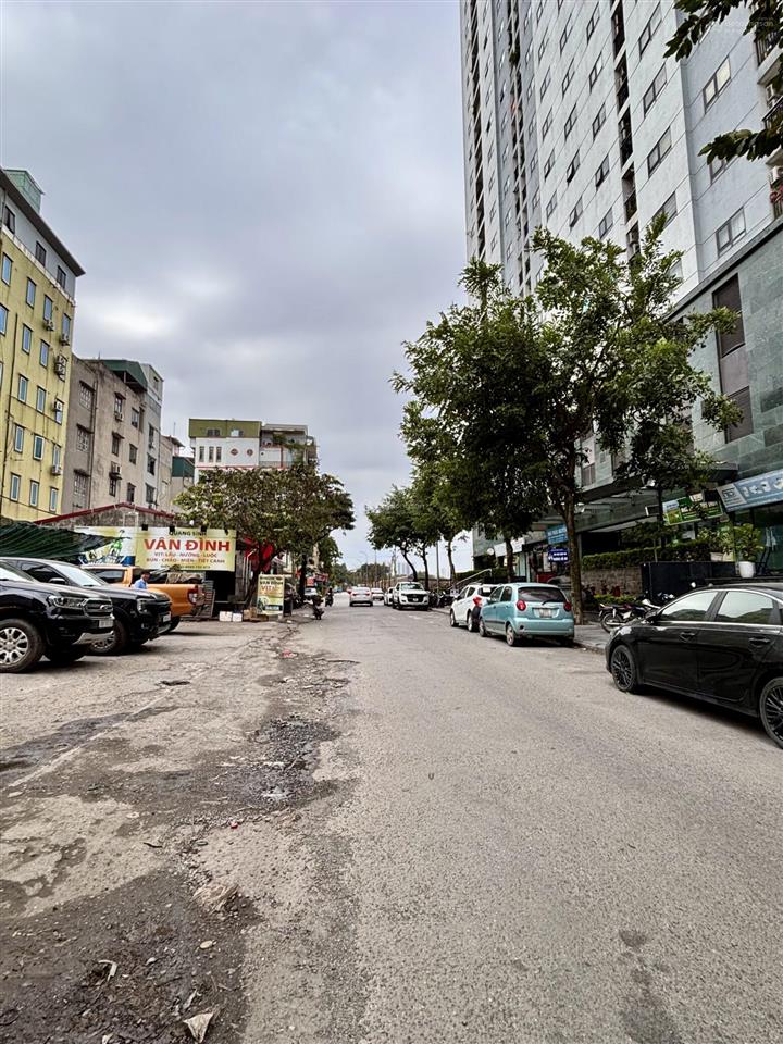 Nhà 5 tầng phân lô x2a hưng thịnh, yên sở 25m2  7,9 tỷ  ô tô tránh