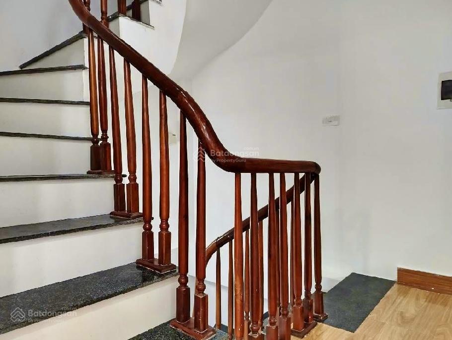 Nhà 5 tầng phân lô x2a hưng thịnh, yên sở 25m2  7,9 tỷ  ô tô tránh