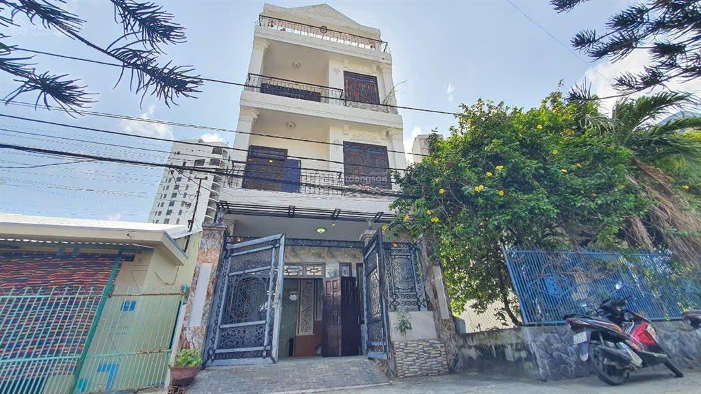 Nhà ven biển dương hiến quyền vĩnh hoà thành phố nha trang