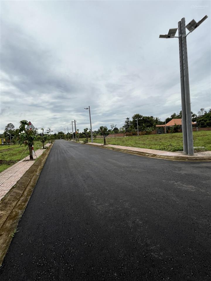 Lô góc 2 mặt tiền dầu giây  giá cực tốt  đón sóng sân bay long thành