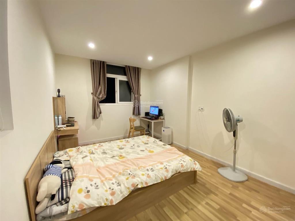 Chính chủ bán căn hộ citygate full nội thất 2pn2 vệ sinh