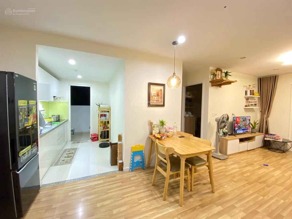 Chính chủ bán căn hộ citygate full nội thất 2pn2 vệ sinh